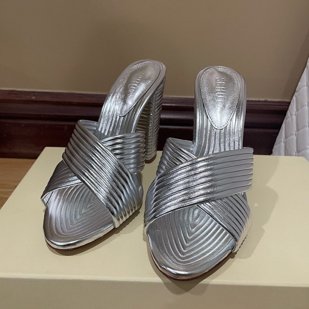 Schultz heels